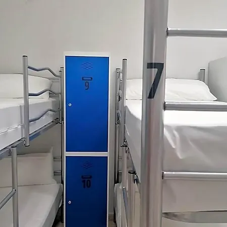 Hostal El Templarin *